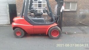 Linde Forklift Red Refurbishments-Forklift Hire Options
